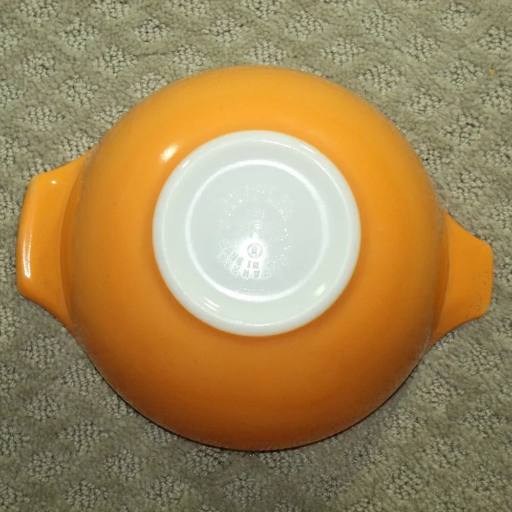 Set of 3 Vtg 1960's Pyrex Town & Country Cinderella Mixing Bowls 444, 443, 442